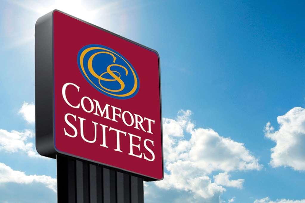 Comfort Suites Fort Myers East I-75 Exterior photo